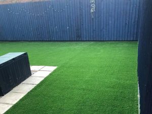 L-shape artificial lawn in Exeter back garden by Alpyne Grass